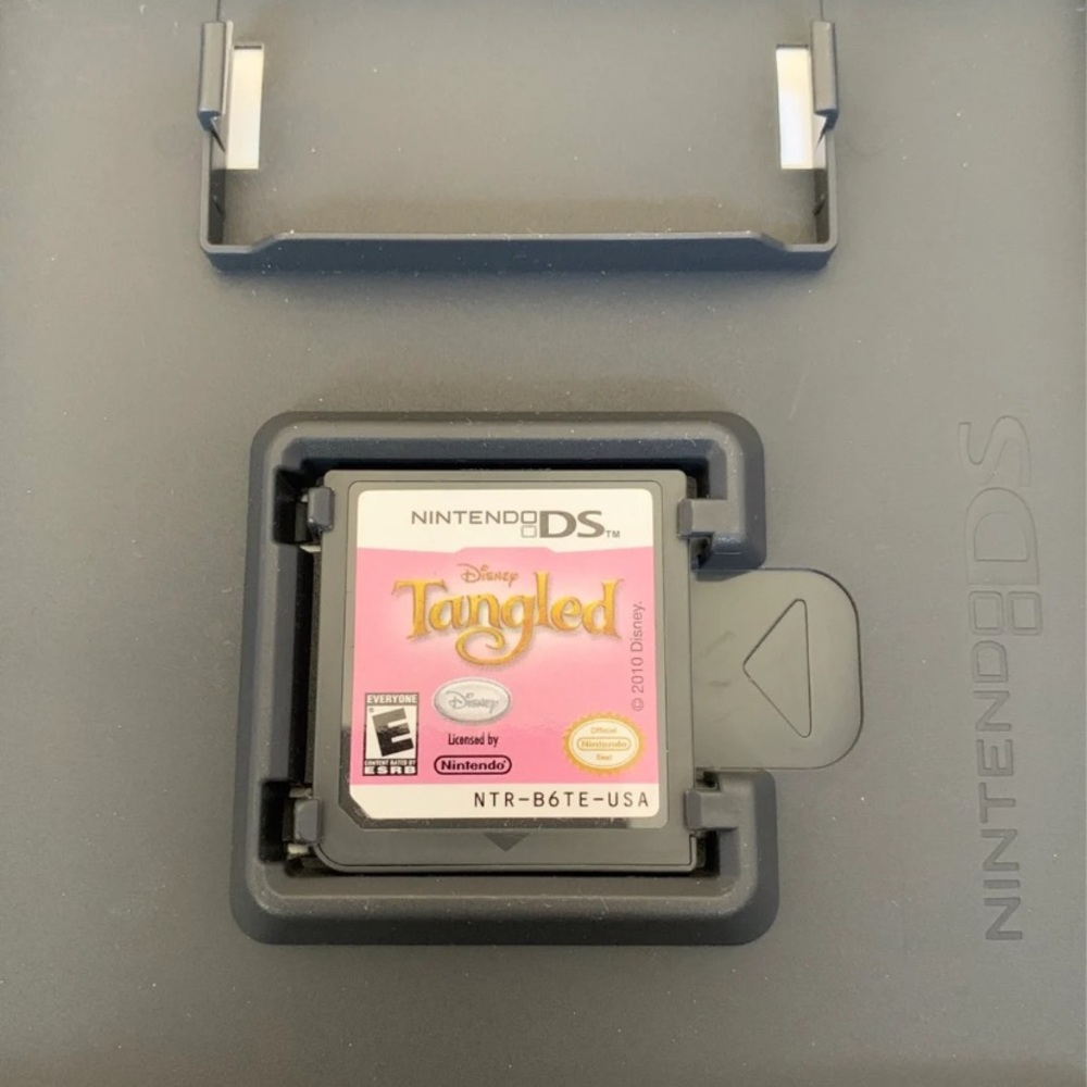 Tangled Ds - Picture 3 of 7